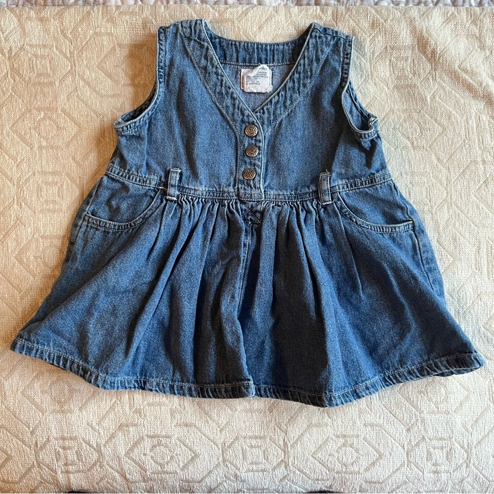 Baby Gap Vintage Dress Blue Denim Sleeveless Dress size medium 6-12 months.